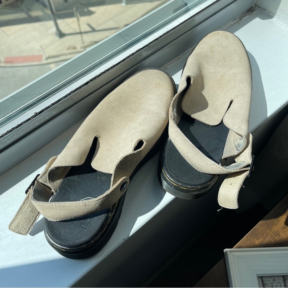 Dr. Martens Carlson Clog